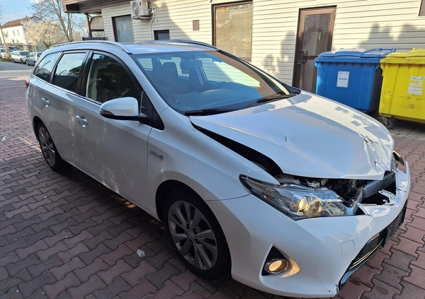 Toyota Auris cena 26500 przebieg: 168500, rok produkcji 2013 z Krzanowice małe 121